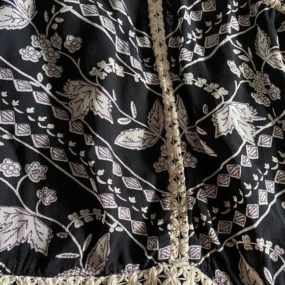 Flowy sleeveless dress - Picture 4 of 8